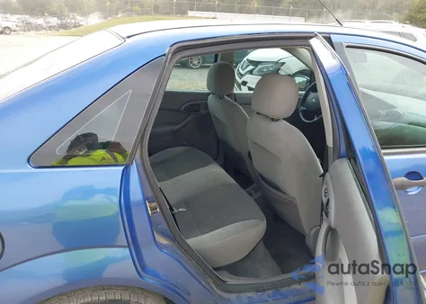 2002 Ford Focus Zts z USA, uszkodzony, nr VIN 1FAFP38372W225785